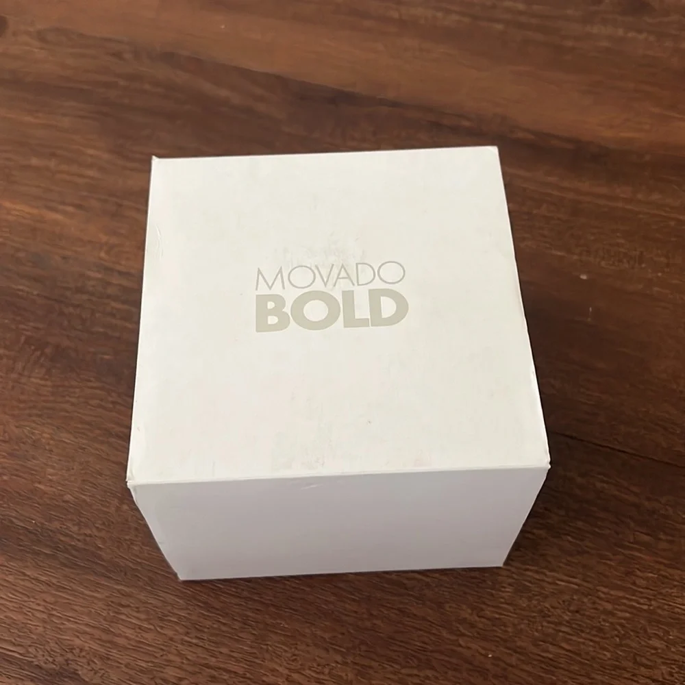Movado Men's Bold Large Sunray Dial Analog Quartz 44mm Watch